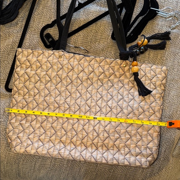 Large Raffia Tote - Picture 5 of 6